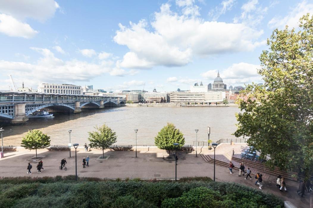 Tate Modern River View London Exterior foto